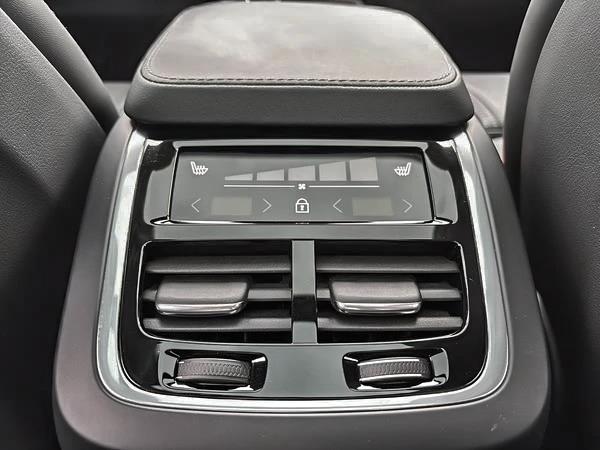 volvo XC90 hybride rechargeable 2025 - 12