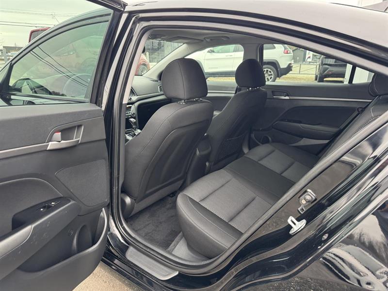 hyundai Elantra 2017 - 23