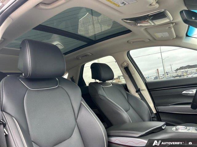 genesis GV70 2024 - 25
