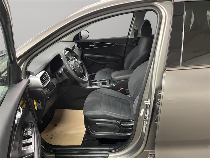 kia Sorento 2018 - 17