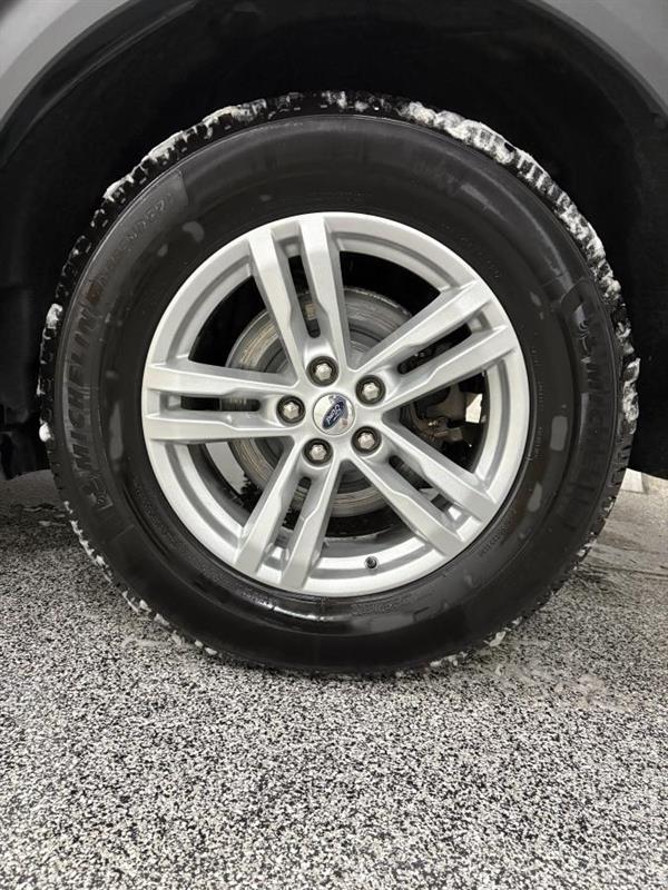 ford Explorer 2021 - 10