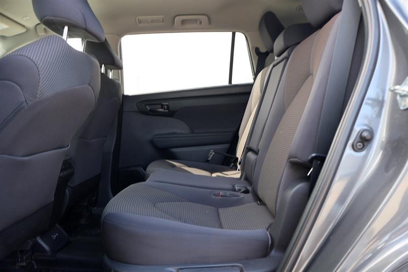 toyota Highlander 2023 - 19