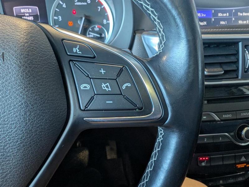 infiniti QX30 2017 - 21