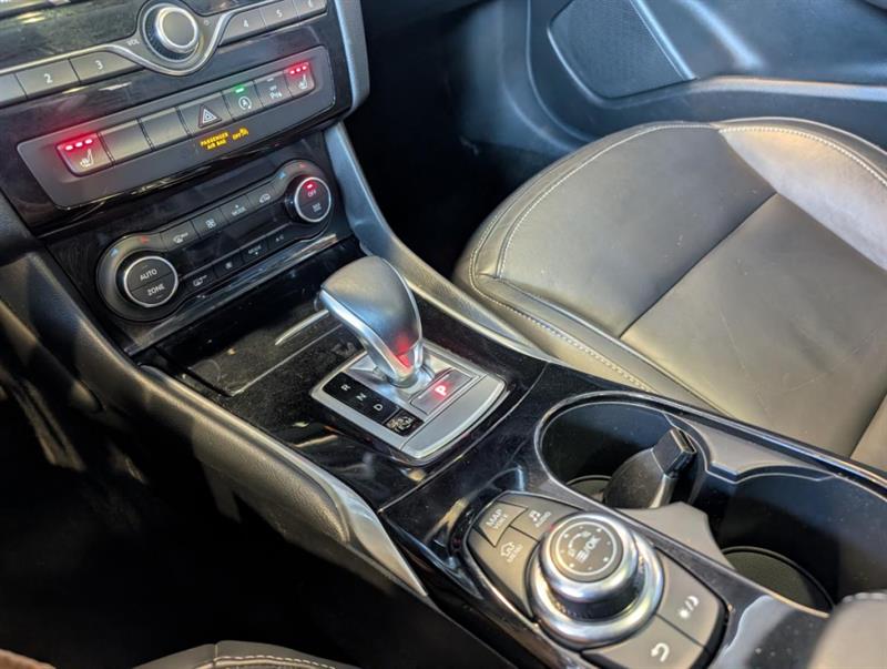 infiniti QX30 2017 - 27