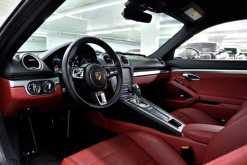 porsche 718 Cayman 2025 - 11