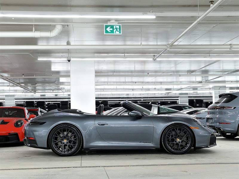 porsche 911 2025 - 2