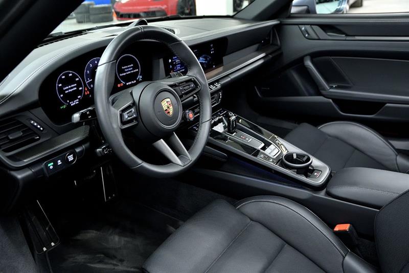 porsche 911 2025 - 12