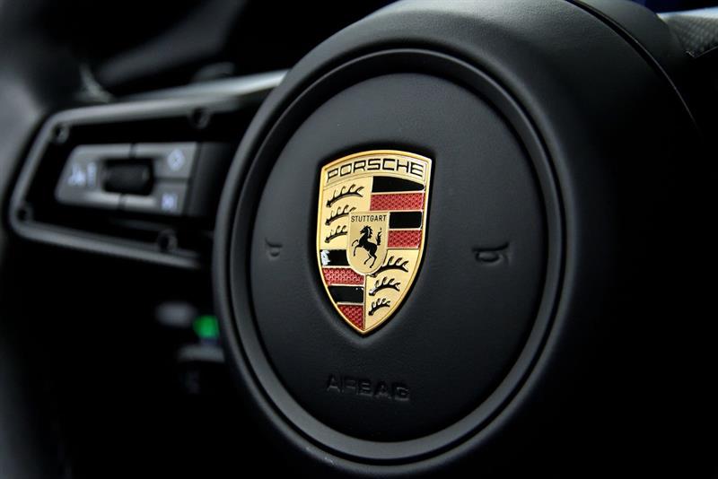 porsche 911 2025 - 24