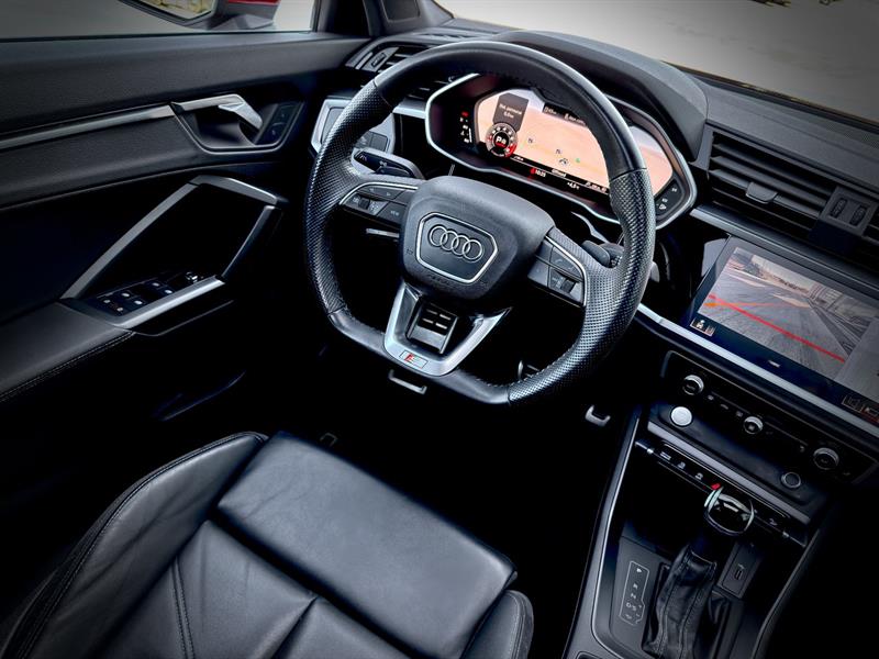 audi Q3 2019 - 24