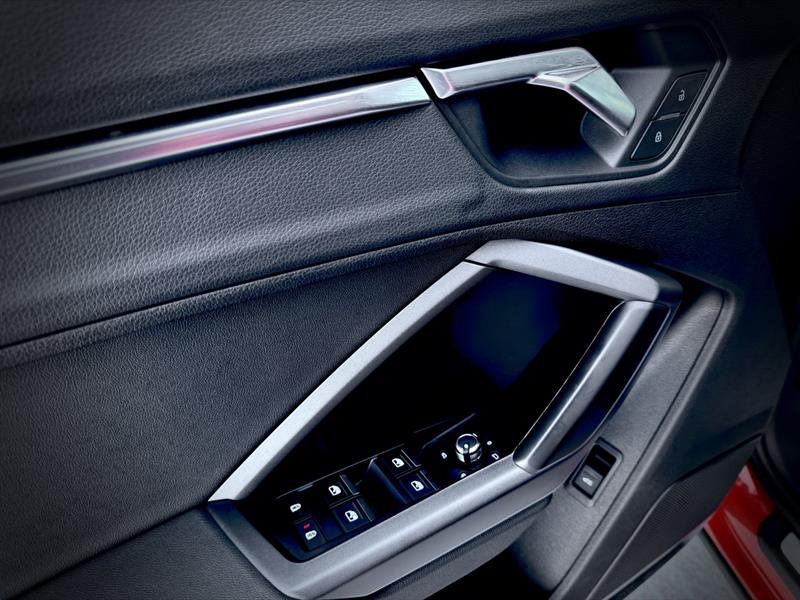 audi Q3 2019 - 38