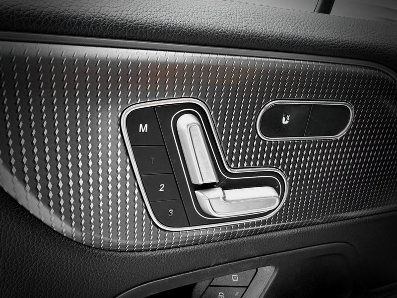 mercedes-benz GLB 2021 - 33