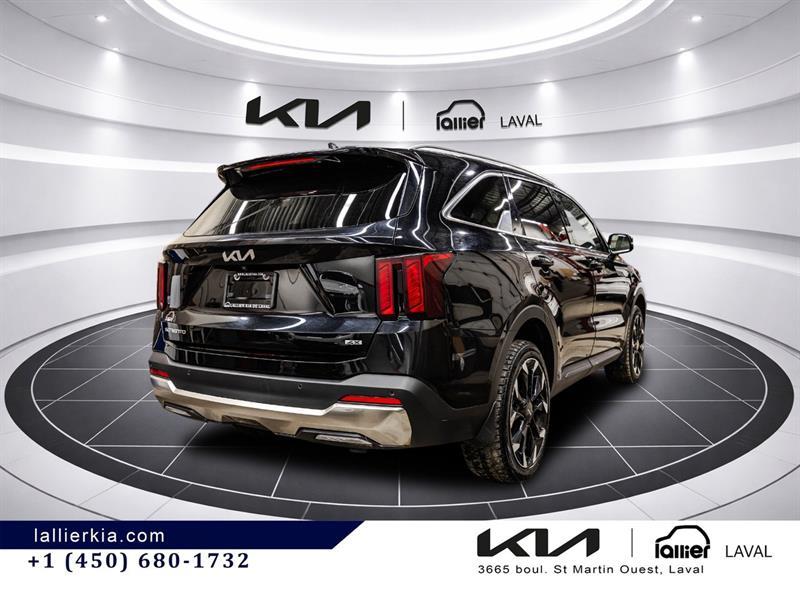 2025 Kia Sorento - Image 7