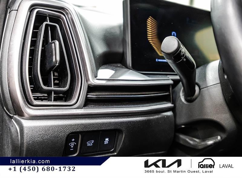 2025 Kia Sorento - Image 22