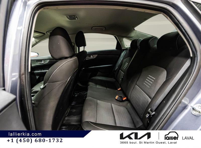 2019 Kia Forte - Image 13