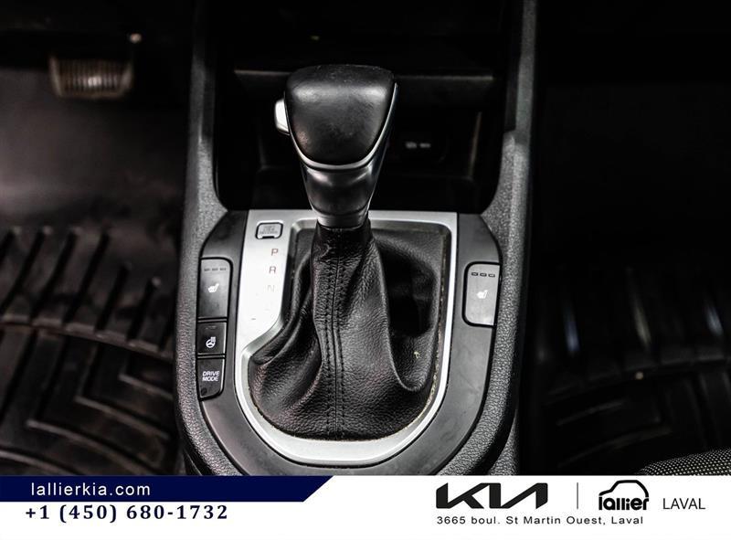 2019 Kia Forte - Image 24