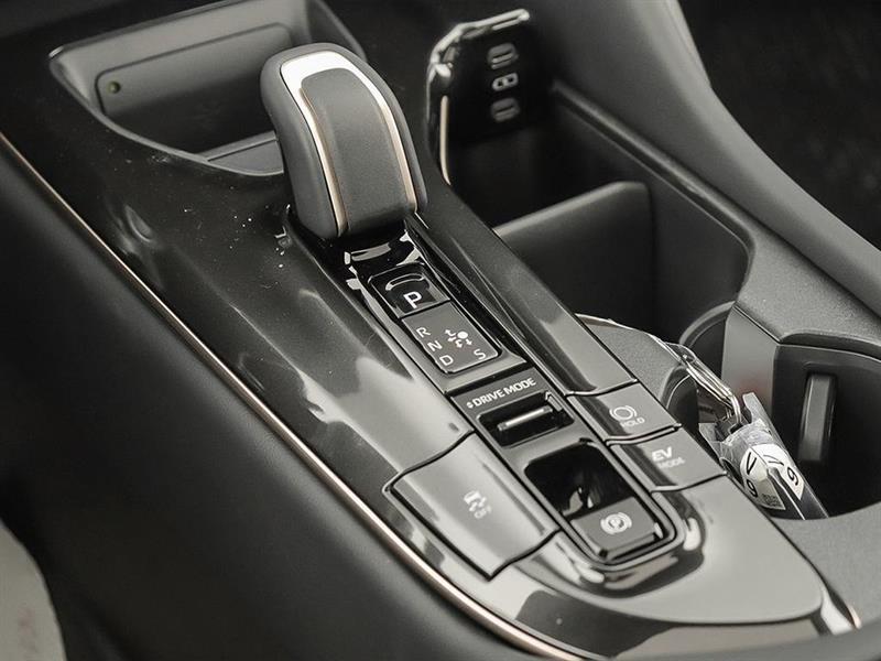 2026 Toyota Crown - Image 15