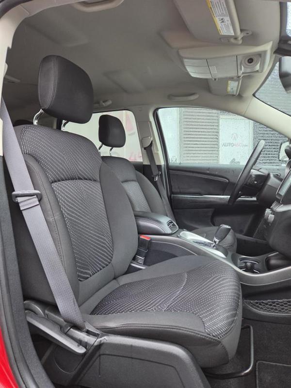 2015 Dodge Journey - Image 11