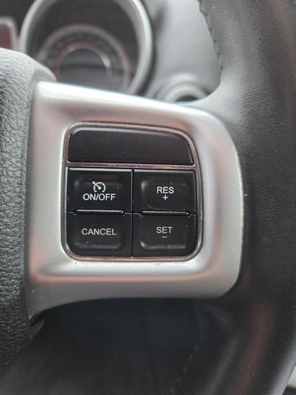 2015 Dodge Journey - Image 19