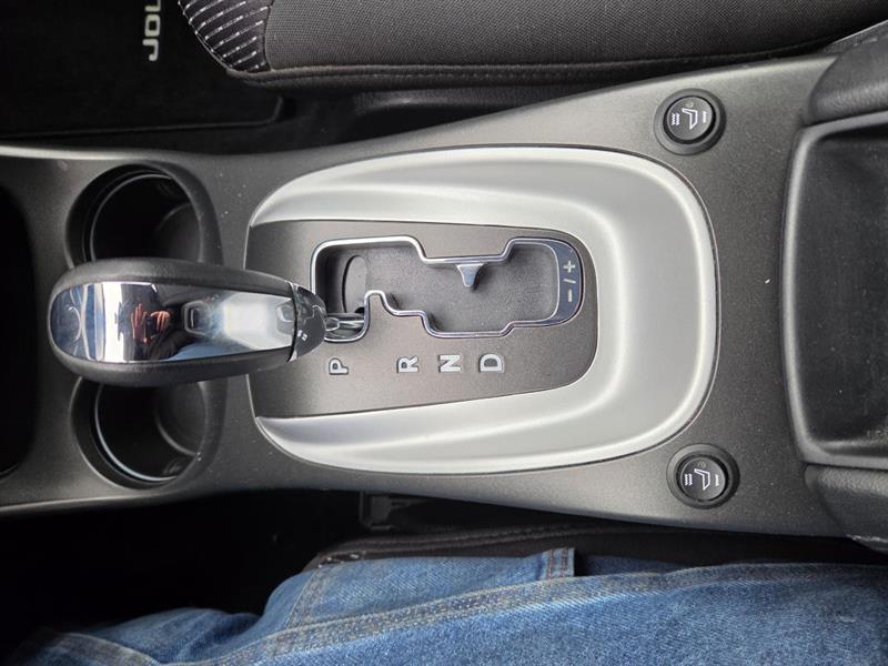 2015 Dodge Journey - Image 20