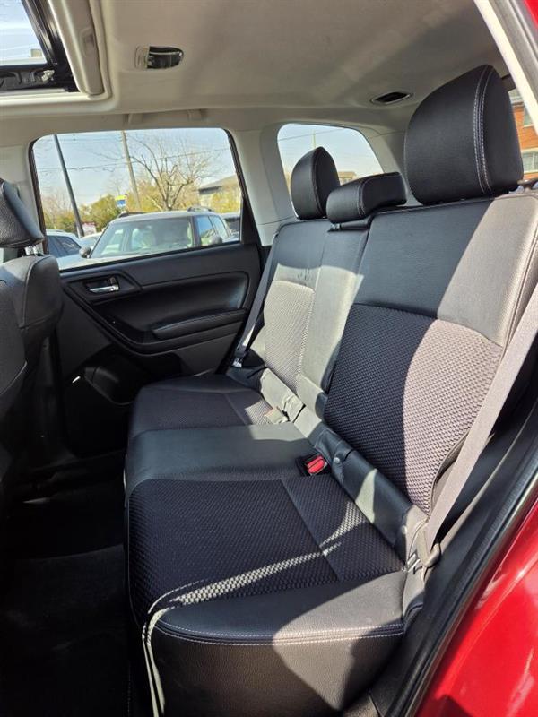 2015 Subaru Forester - Image 13