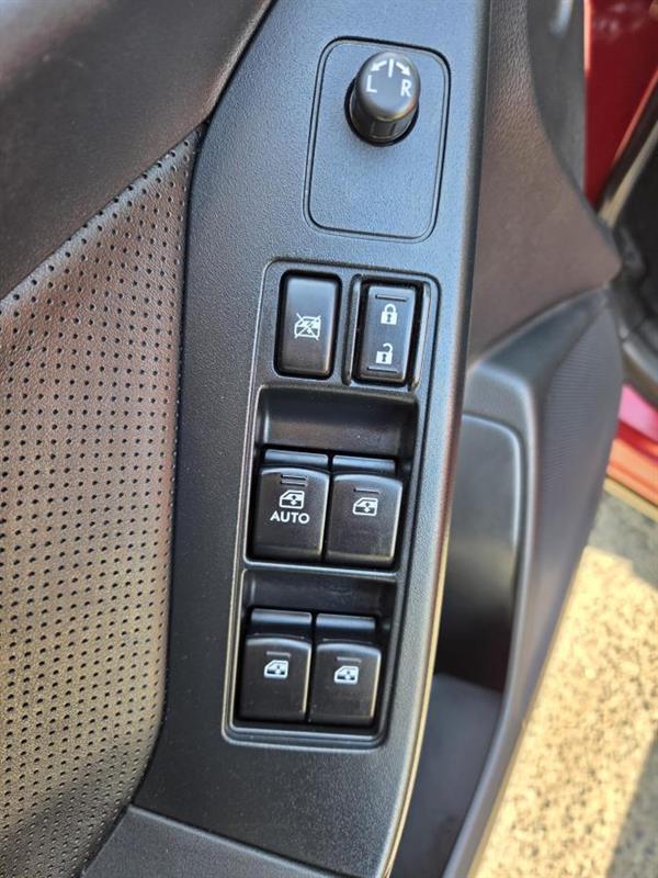 2015 Subaru Forester - Image 17