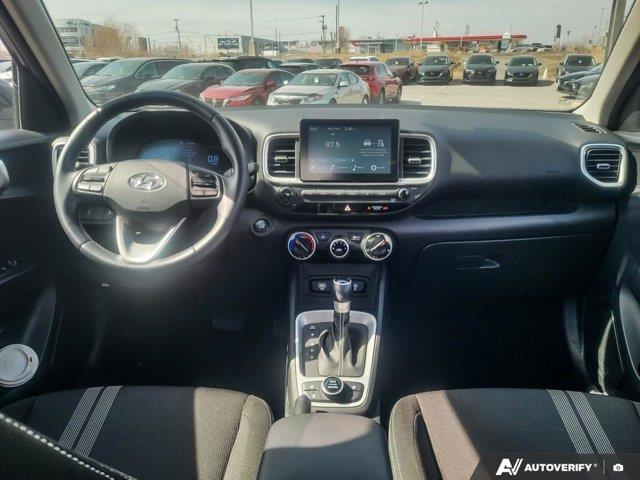 hyundai Venue 2023 - 28