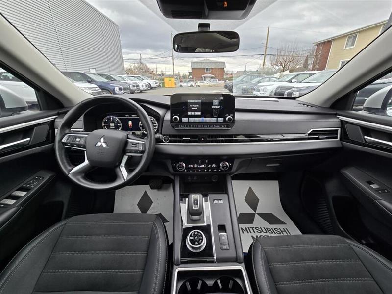 mitsubishi Outlander 2024 - 18
