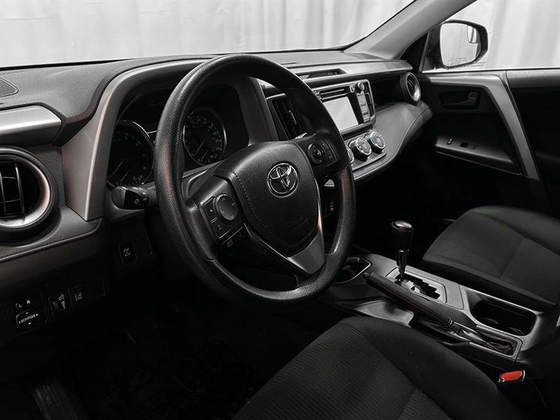 toyota RAV4 2017 - 10
