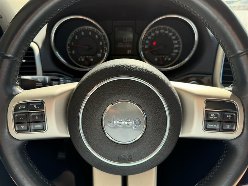 jeep Grand Cherokee 2011 - 24