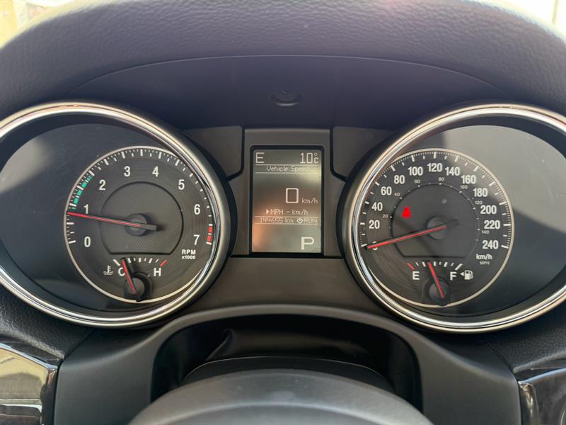 jeep Grand Cherokee 2011 - 27