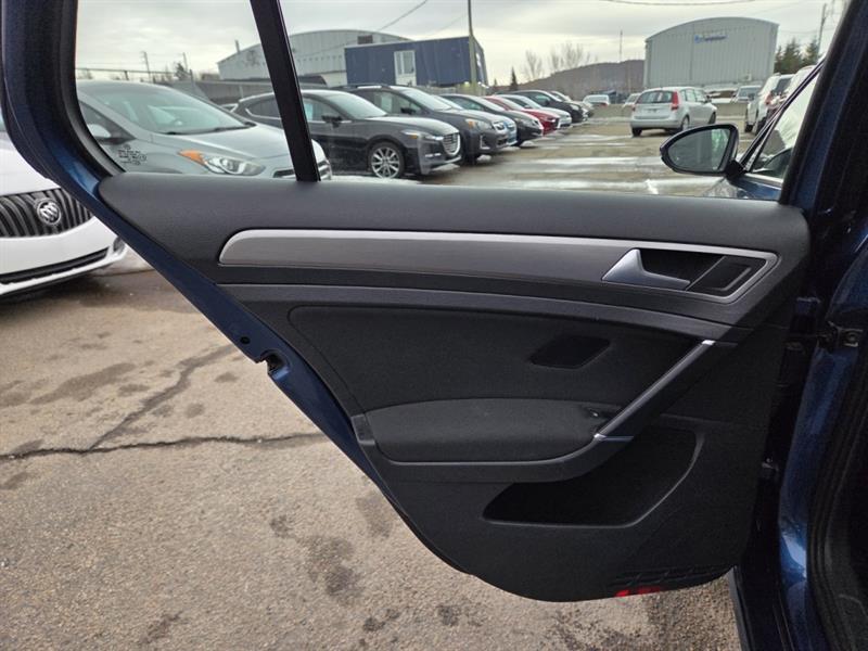 volkswagen Golf 2016 - 21