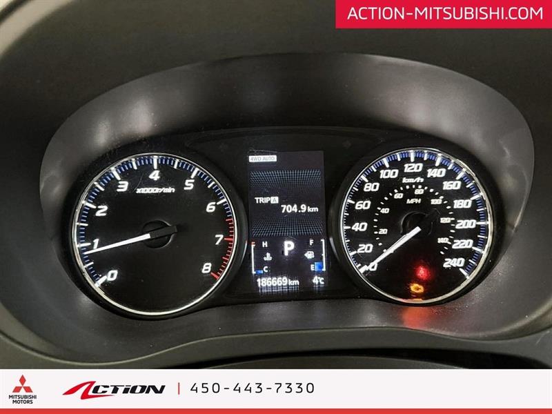 mitsubishi Outlander 2018 - 11
