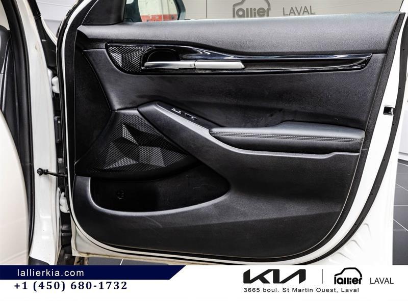 2025 Kia Seltos - Image 17