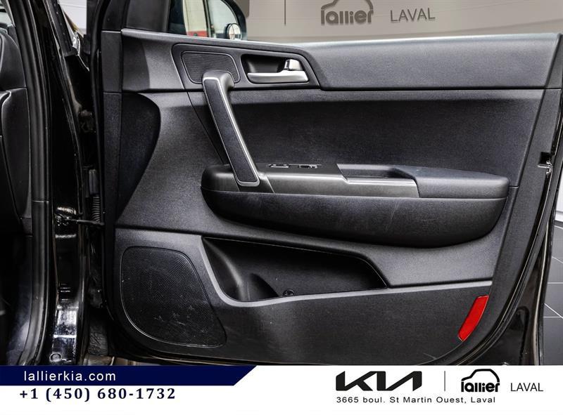 2021 Kia Sportage - Image 15