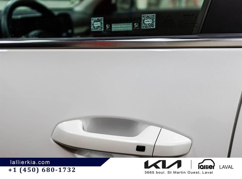 2025 Kia Seltos - Image 11