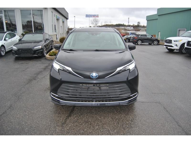 2021 Toyota Sienna - Image 8