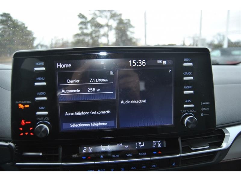 2021 Toyota Sienna - Image 17