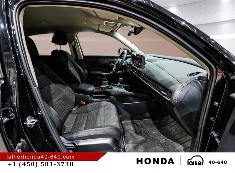 2025 Honda HR-V - Image 17