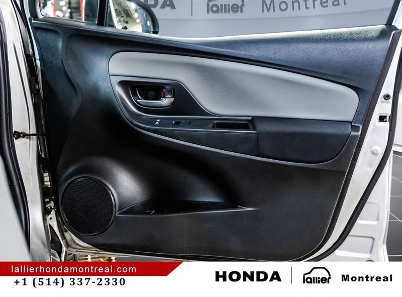 2018 Toyota Yaris - Image 16