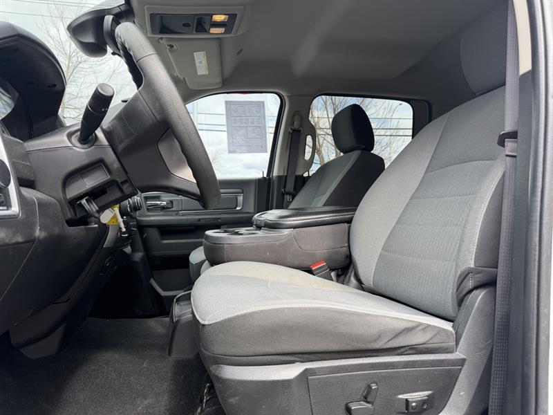 ram 1500 Classic 2023 - 9
