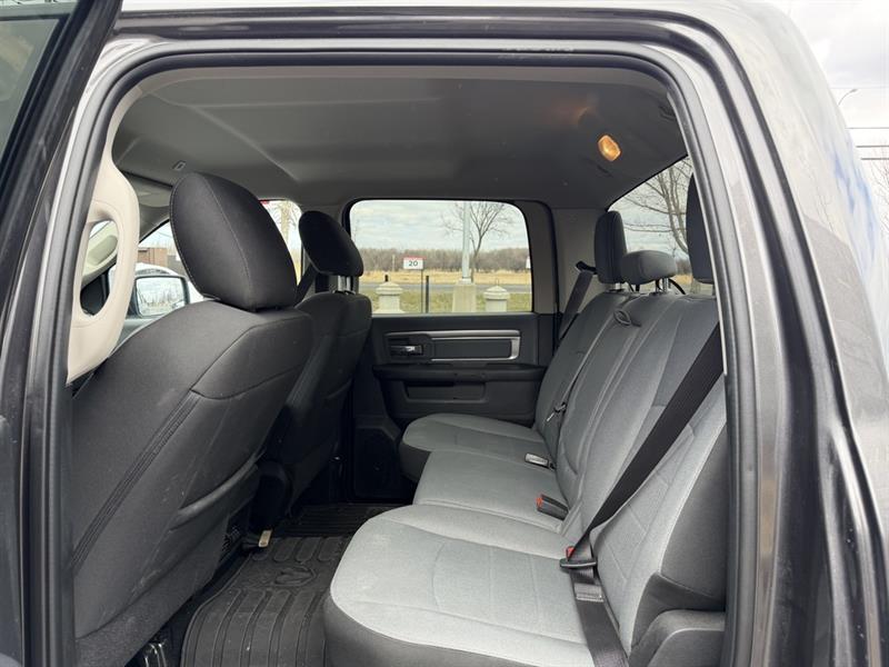 ram 1500 Classic 2023 - 12