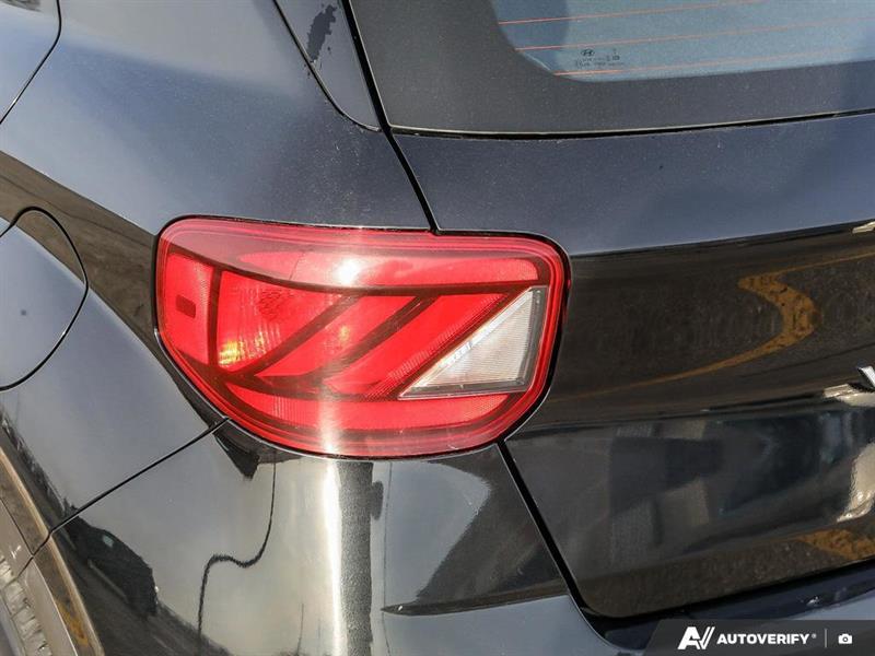 hyundai Venue 2024 - 25