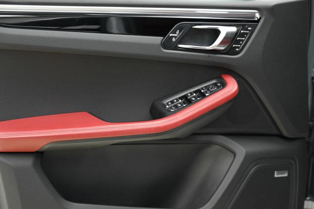 porsche Macan 2022 - 12