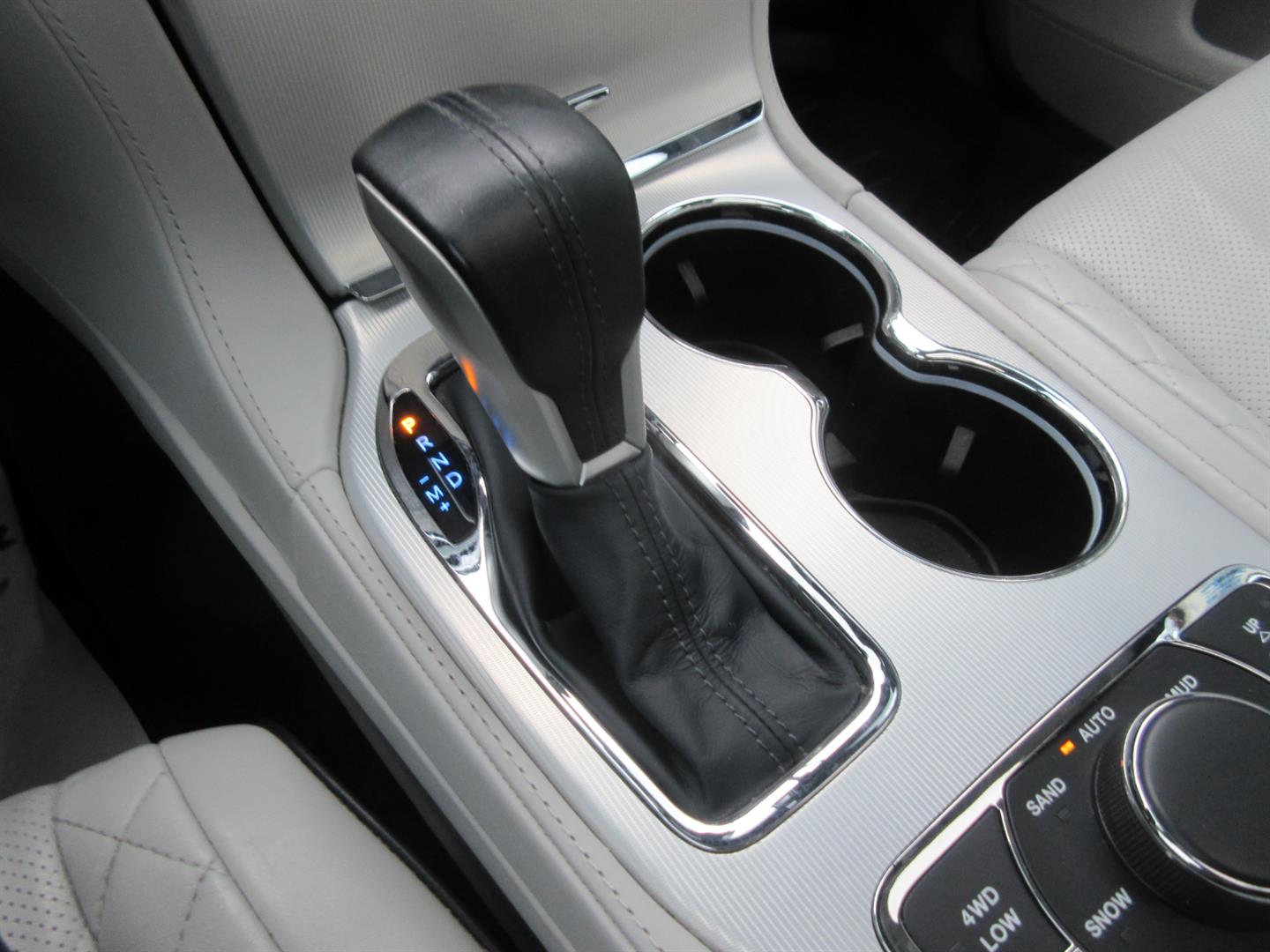 jeep Grand Cherokee 2021 - 36