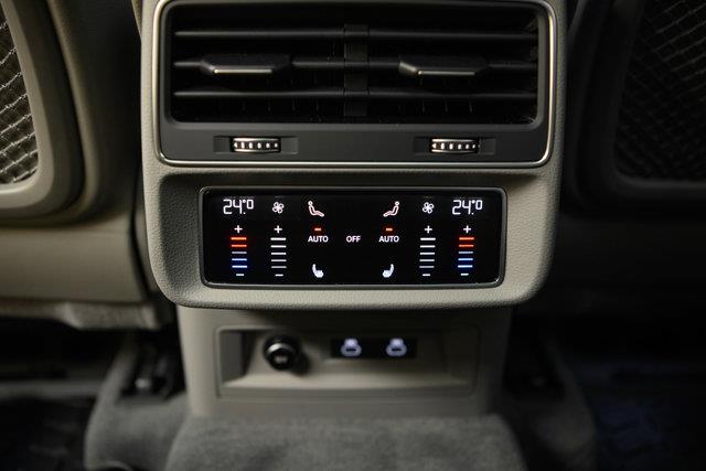 audi Q8 2022 - 26