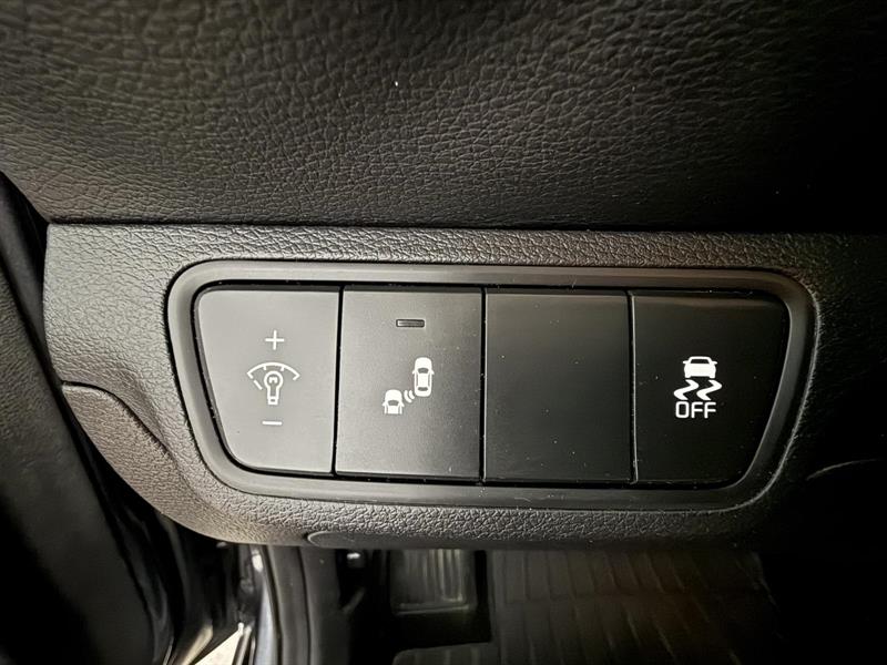 kia Forte 2023 - 11