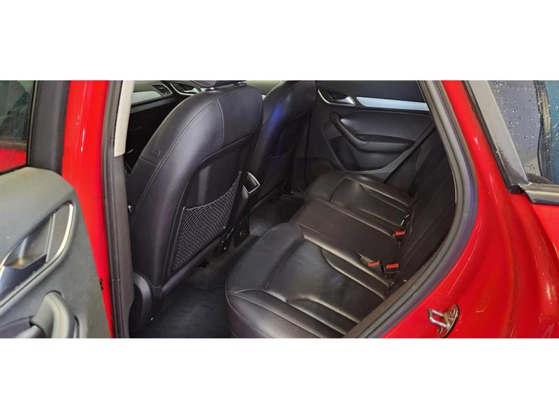 audi Q3 2016 - 12