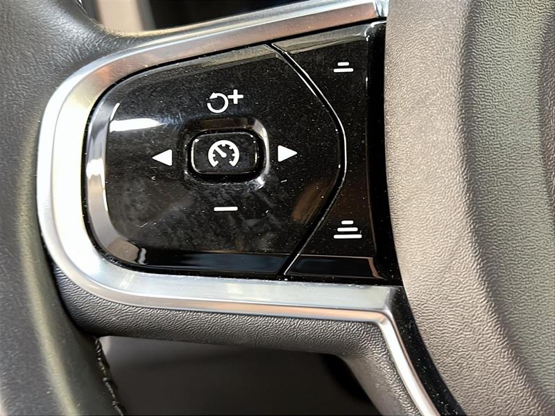 volvo XC60 2022 - 23