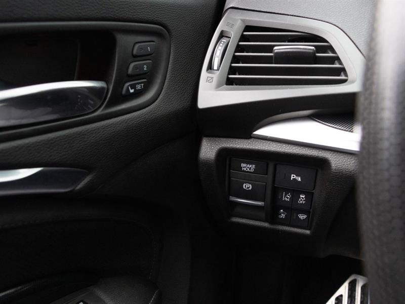 acura MDX 2020 - 19