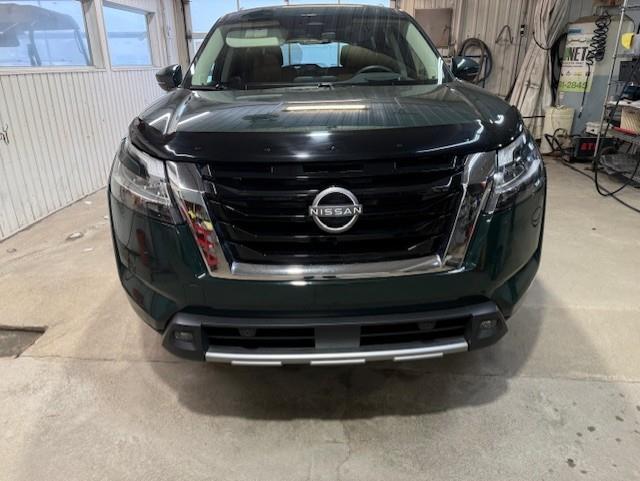 nissan Pathfinder 2024 - 2